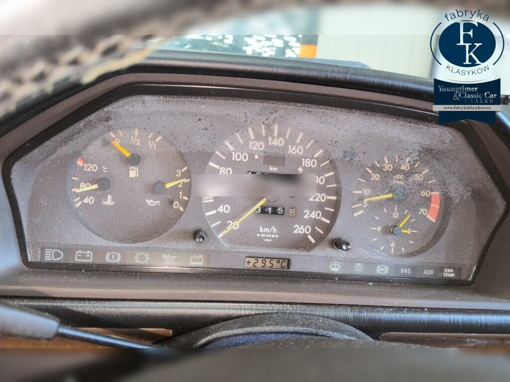 MERCEDES BENZ E-CLASS 4D E500 1992 - zdjęcie 8