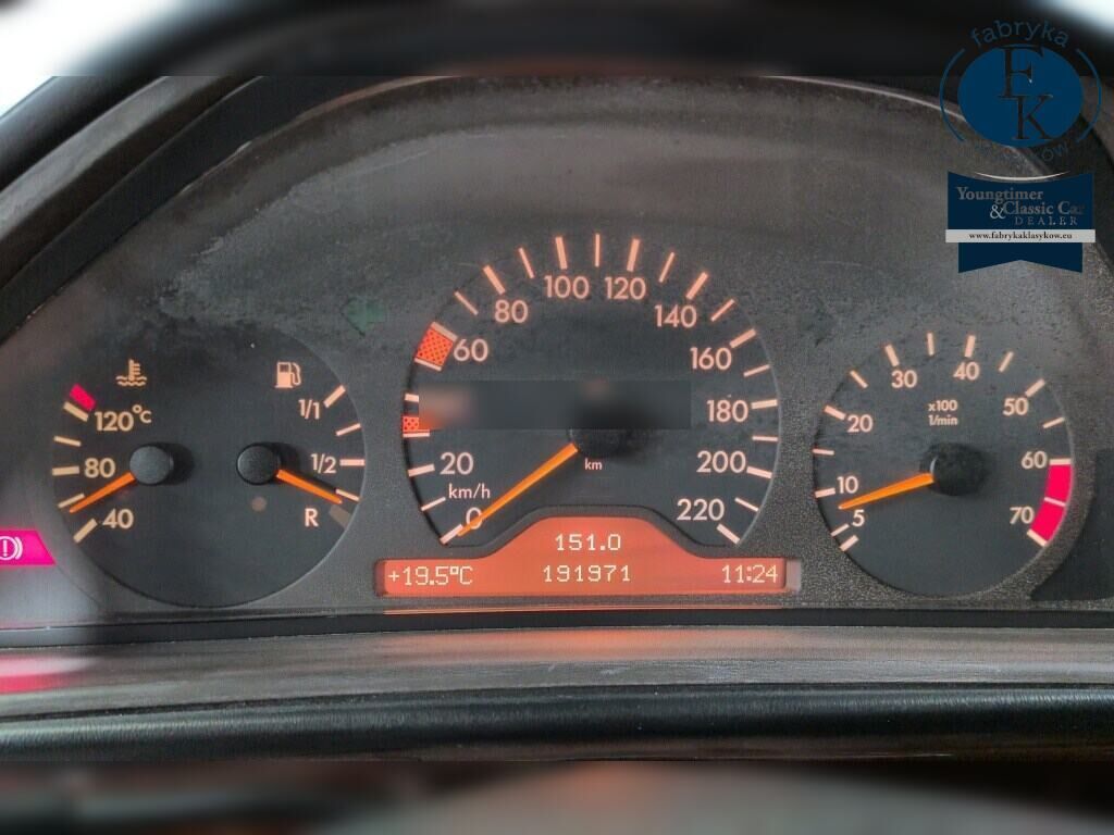 MERCEDES BENZ G-CLASS 3D 4WD G320 1998 - zdjęcie 8