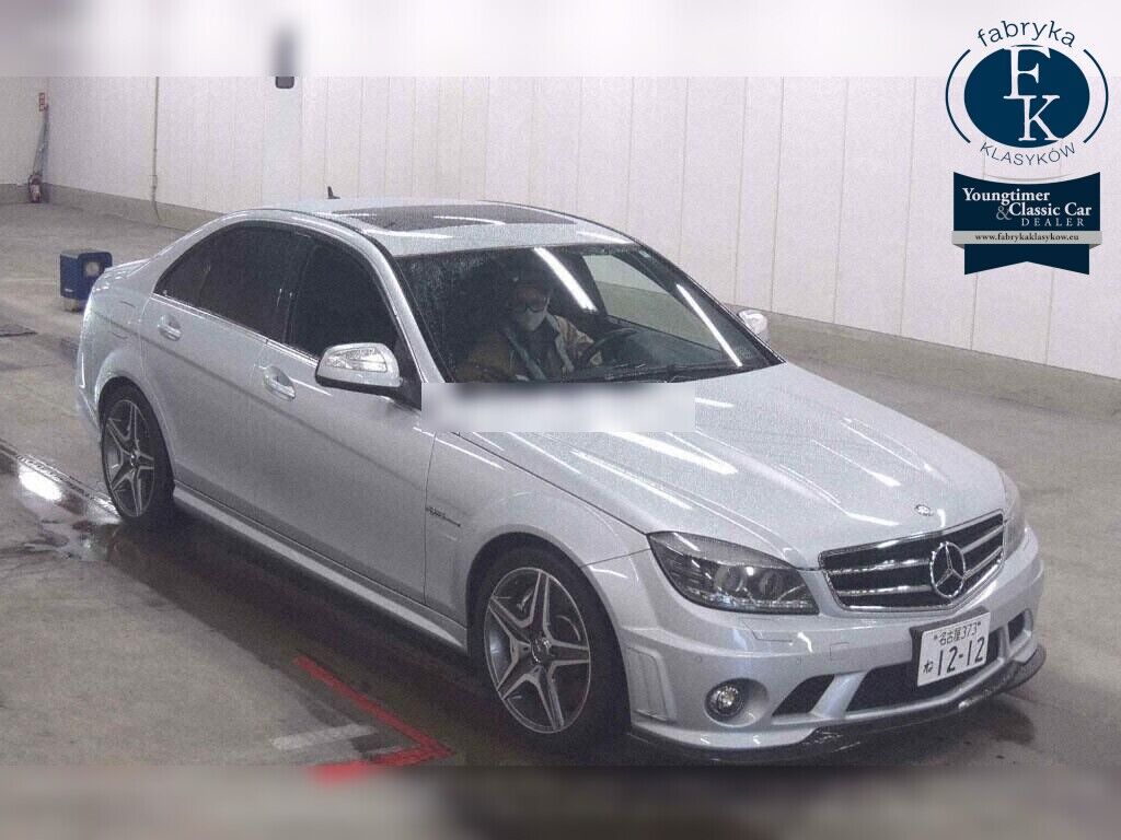 MERCEDES BENZ C-CLASS 4D C63 AMG 2009 - zdjęcie 3