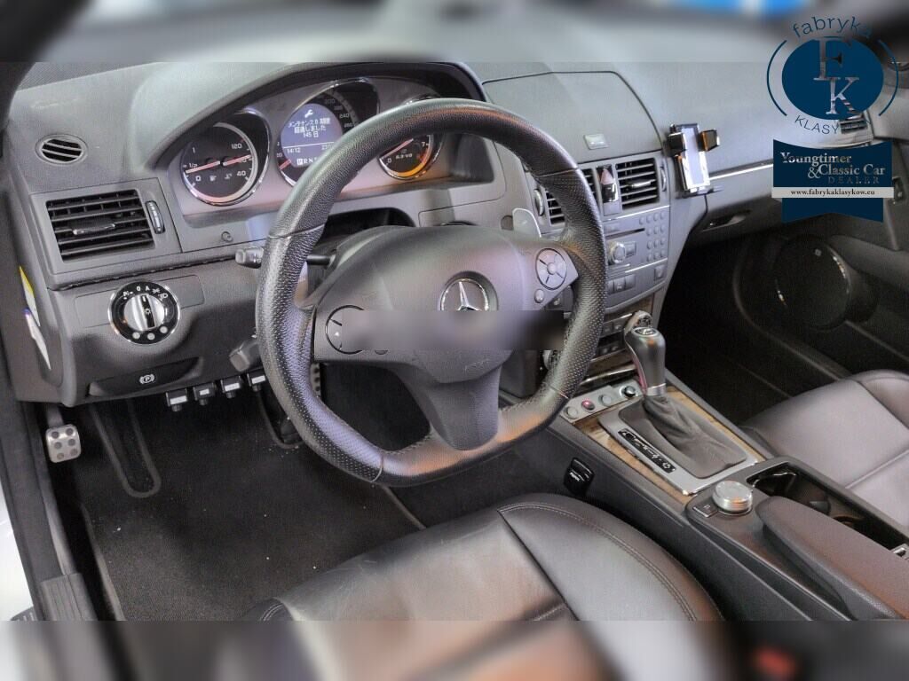 MERCEDES BENZ C-CLASS 4D C63 AMG 2009 - zdjęcie 5