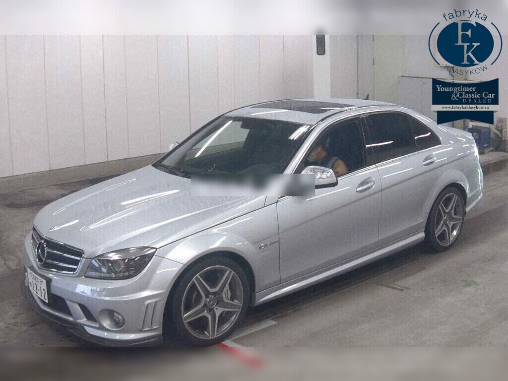 MERCEDES BENZ C-CLASS 4D C63 AMG 2009 - zdjęcie 6