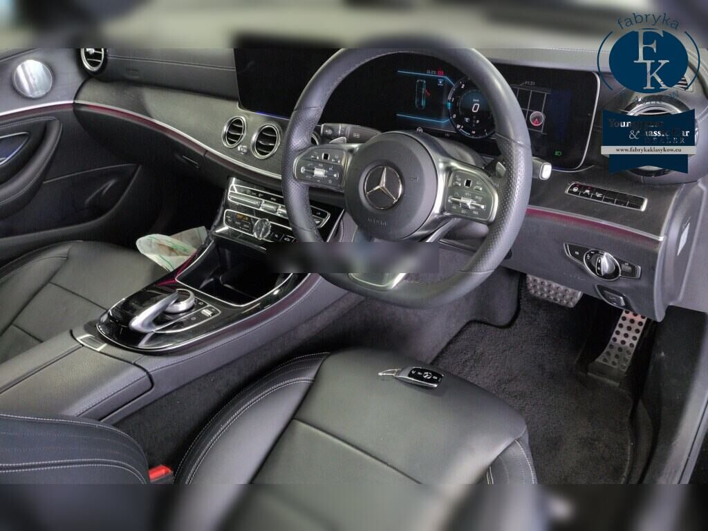 MERCEDES BENZ E-CLASS 4D E220D AVANTGARDE AMG LINE 2019 - zdjęcie 5