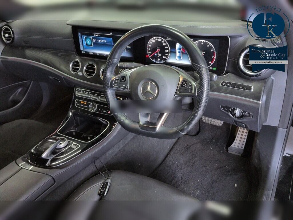 MERCEDES BENZ E-CLASS 4D E250 AVANTGARDE SPORTS 2016 - zdjęcie 5
