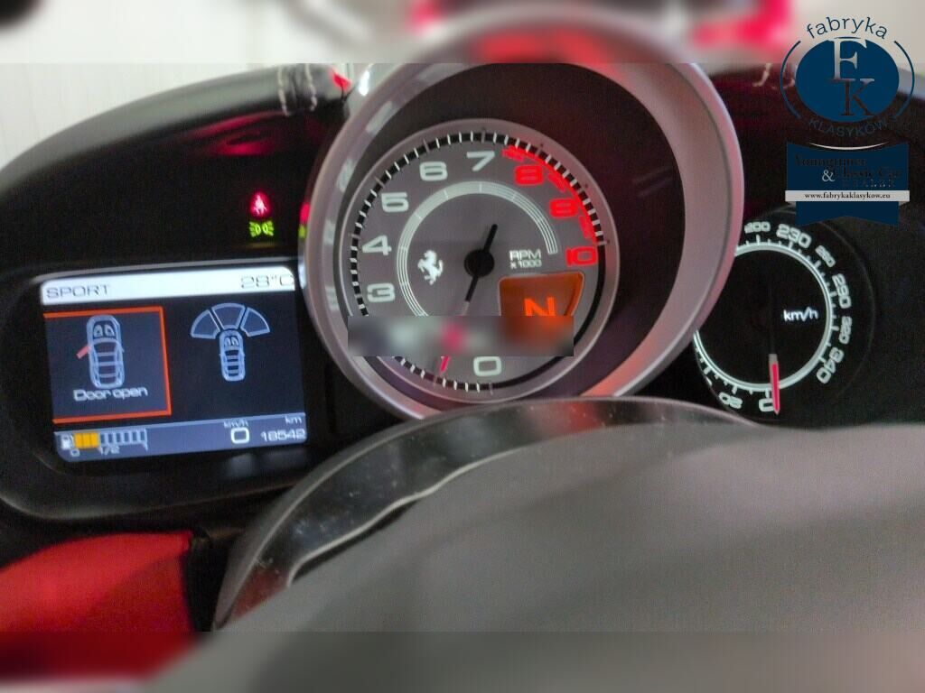 FERRARI CALIFORNIA T BASE GRADE 2015 - zdjęcie 8