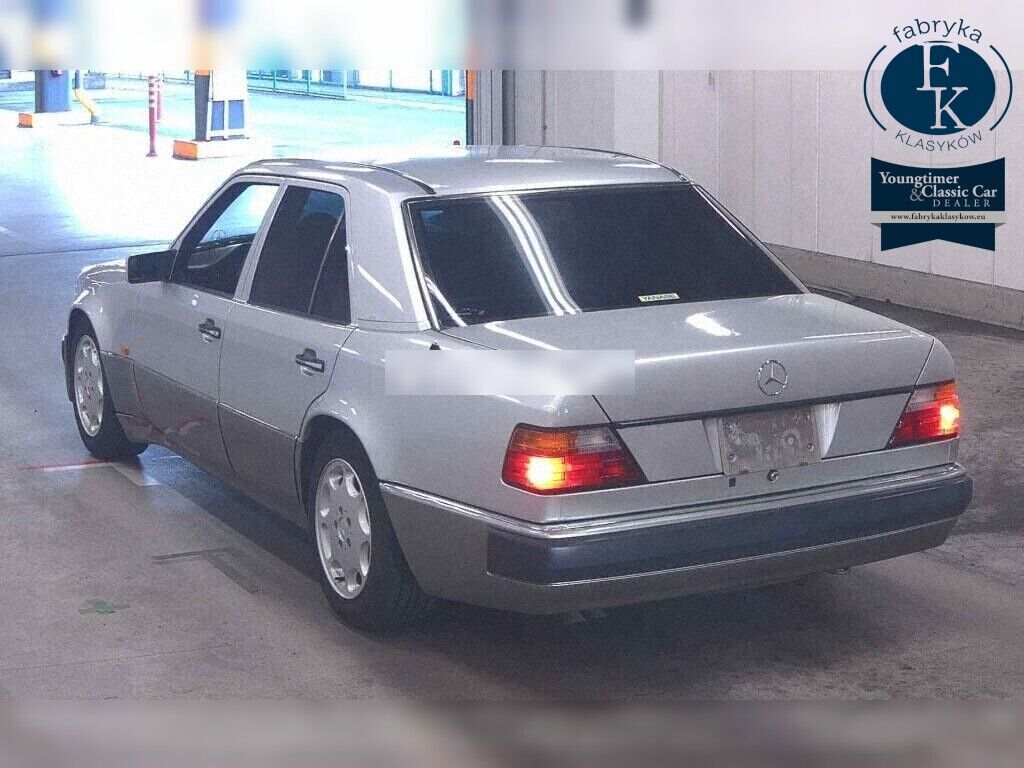 MERCEDES BENZ MEDIUM CLASS 4D 500E 1993 - zdjęcie 4