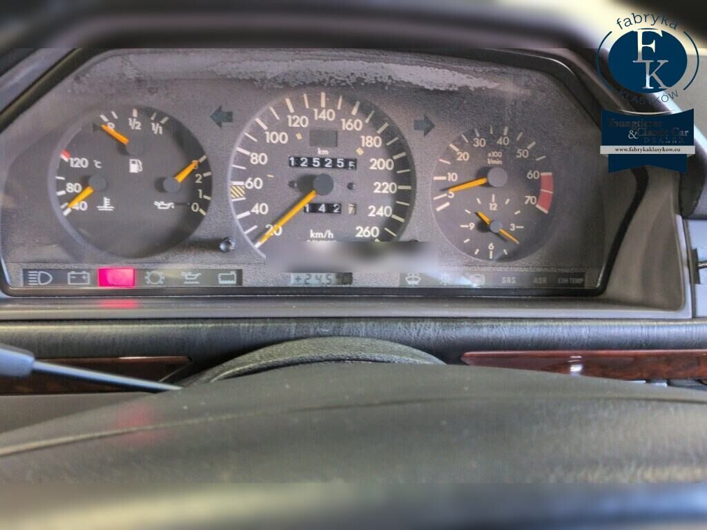 MERCEDES BENZ MEDIUM CLASS 4D 500E 1993 - zdjęcie 8