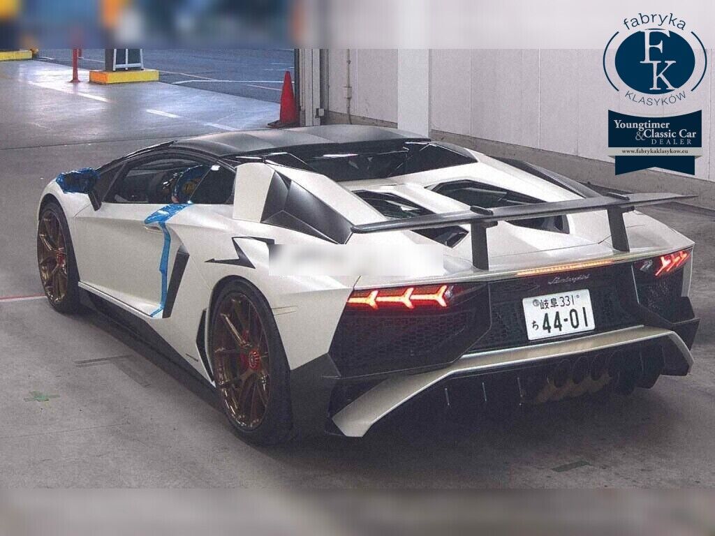 LAMBORGHINI AVENTADOR OP 4WD LP750-4 SV ROADSTER 2021 - zdjęcie 4
