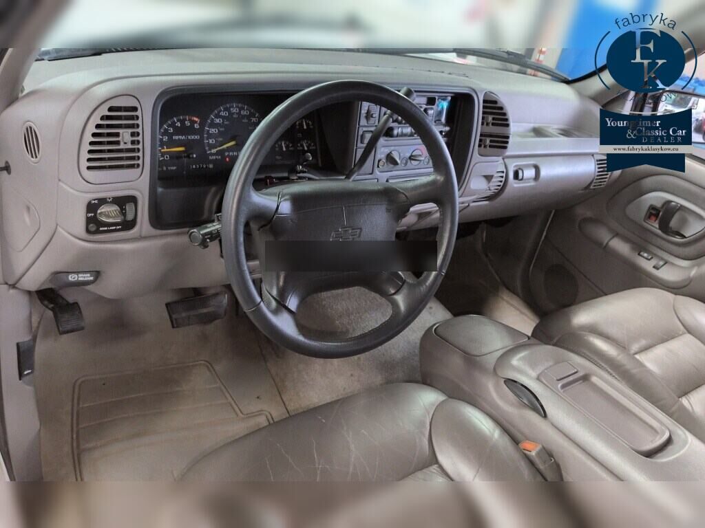 CHEVROLET SUBURBAN 4WD 1996 - zdjęcie 5