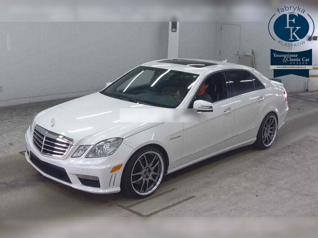 MERCEDES BENZ E-CLASS 4D E550 AVANTGARDE 2009 - zdjęcie 6