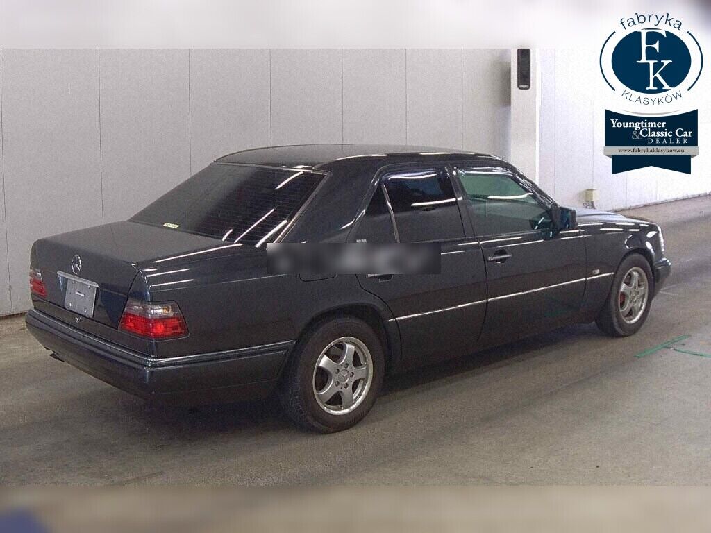 MERCEDES BENZ E-CLASS 4D E320 1993 - zdjęcie 7