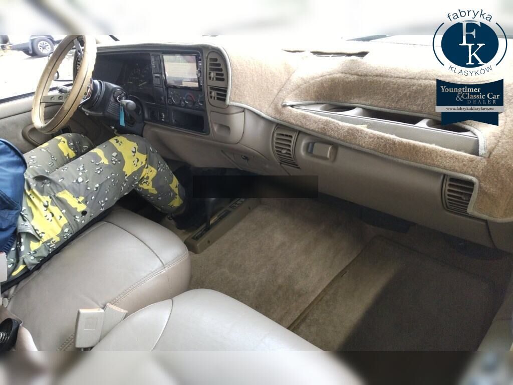 CHEVROLET CHEVROLET SUBURBAN 4WD 1999 - zdjęcie 5