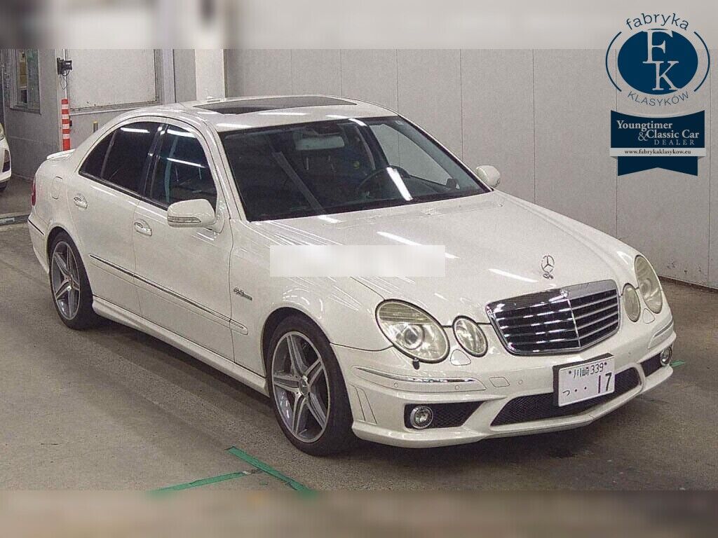 MERCEDES BENZ E-CLASS 4D E63 AMG 2007 - zdjęcie 3