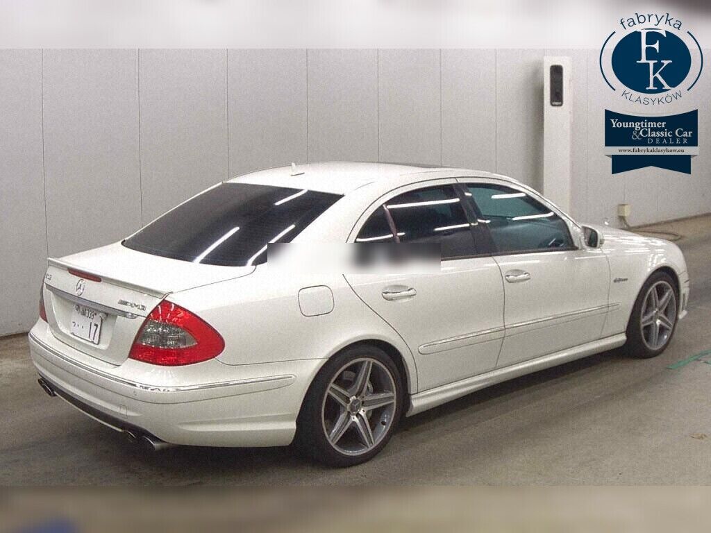 MERCEDES BENZ E-CLASS 4D E63 AMG 2007 - zdjęcie 7