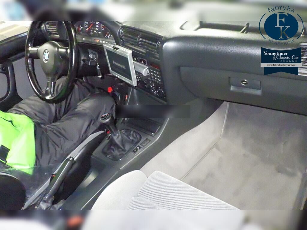 BMW M3 2D M3 1990 - zdjęcie 5
