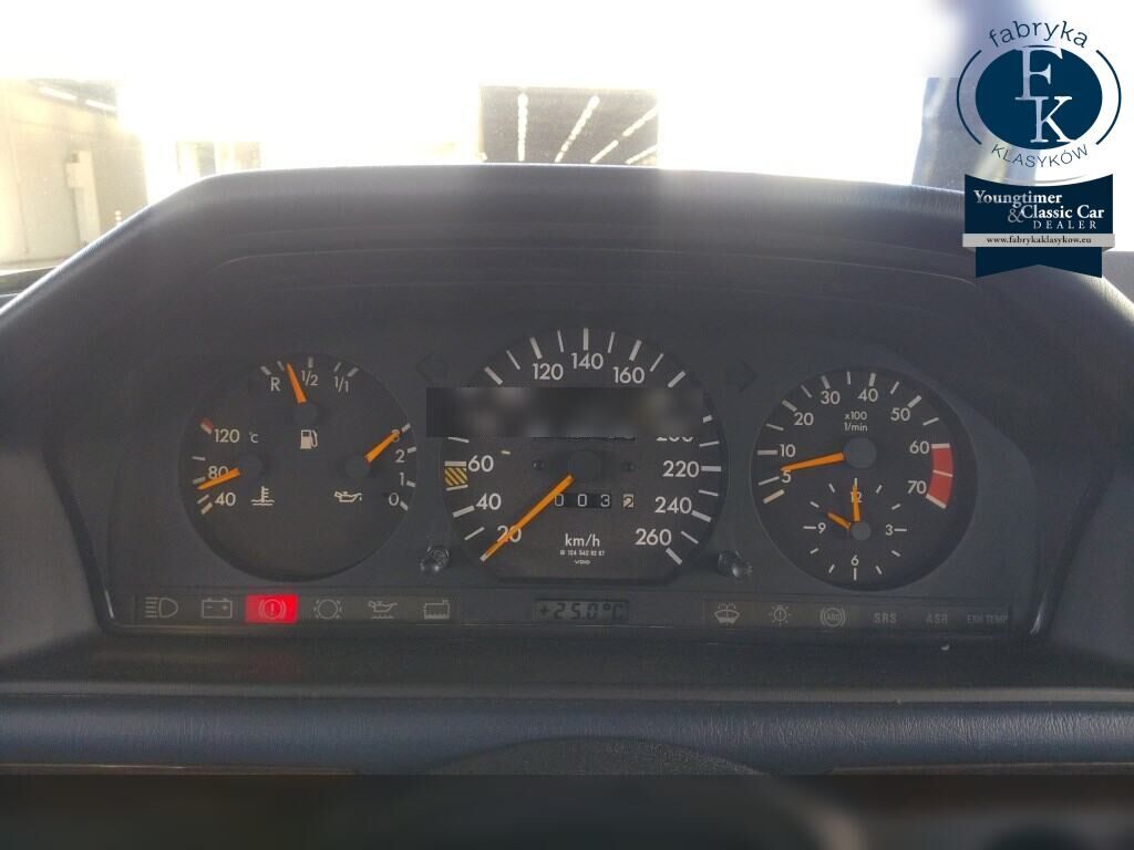 MERCEDES BENZ MEDIUM CLASS 4D 500E 1992 - zdjęcie 8
