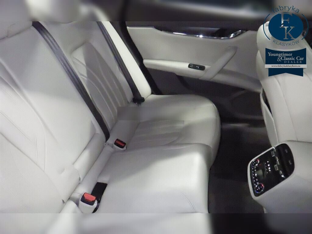 MASERATI QUATTROPORTE 4WD S Q4 2013 - zdjęcie 8