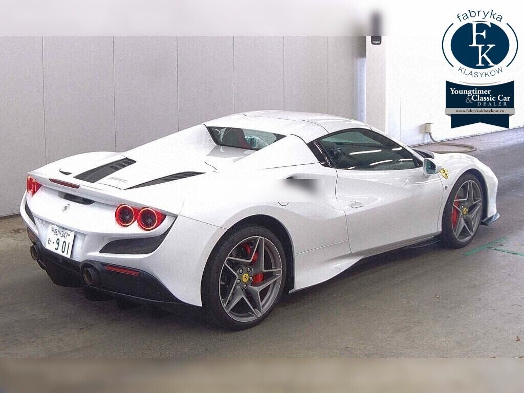 FERRARI F8 SPIDER BASE GRADE 2021 - zdjęcie 7