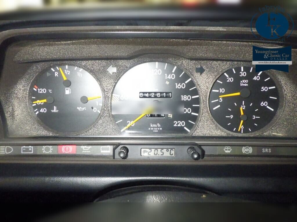 MERCEDES BENZ 190 CLASS 190D2.5 TURBO 1993 - zdjęcie 8