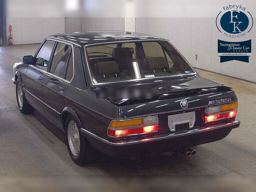 BMW 5 SERIES 4D M535IA 1987 - zdjęcie 4