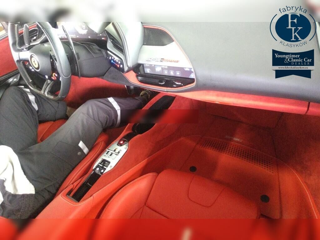 FERRARI SF90 STRADALE 4WD BASE GRADE 2023 - zdjęcie 5