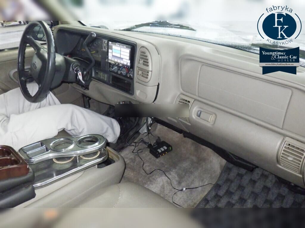 CHEVROLET CHEVROLET SUBURBAN 4WD OTHERS 2001 - zdjęcie 5