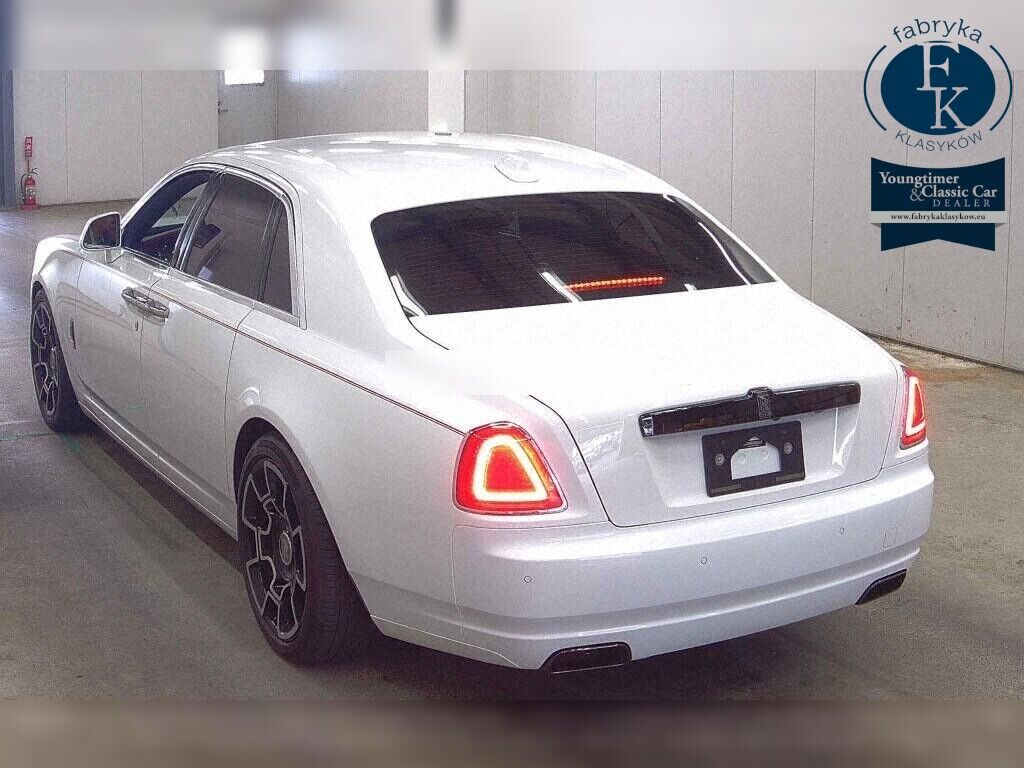 ROLLS-ROYCE GHOST BLACK BADGE 2020 - zdjęcie 4