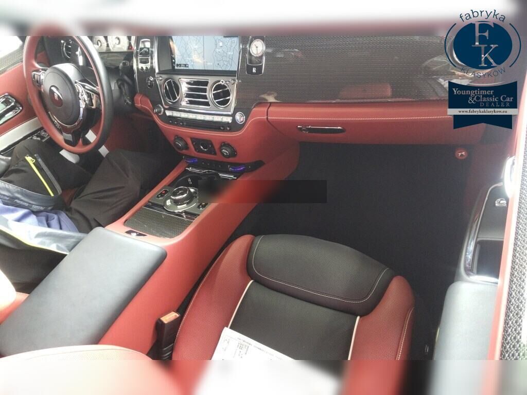 ROLLS-ROYCE GHOST BLACK BADGE 2020 - zdjęcie 5