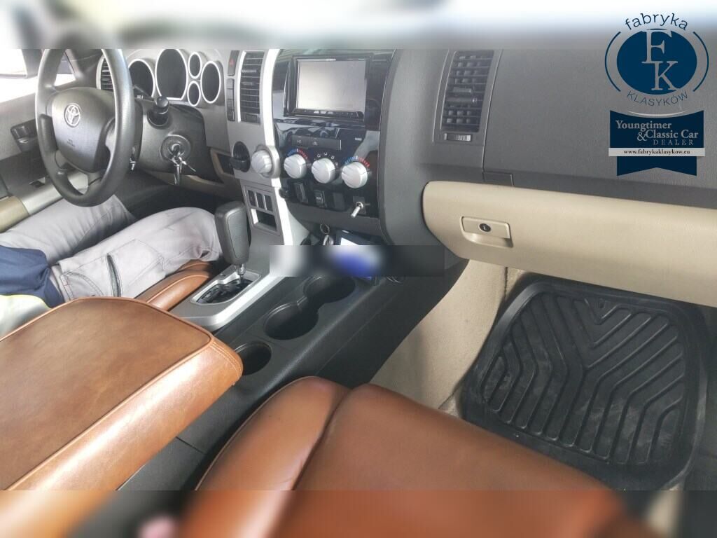 AMERICA TOYOTA TUNDRA 4D 2010 - zdjęcie 5