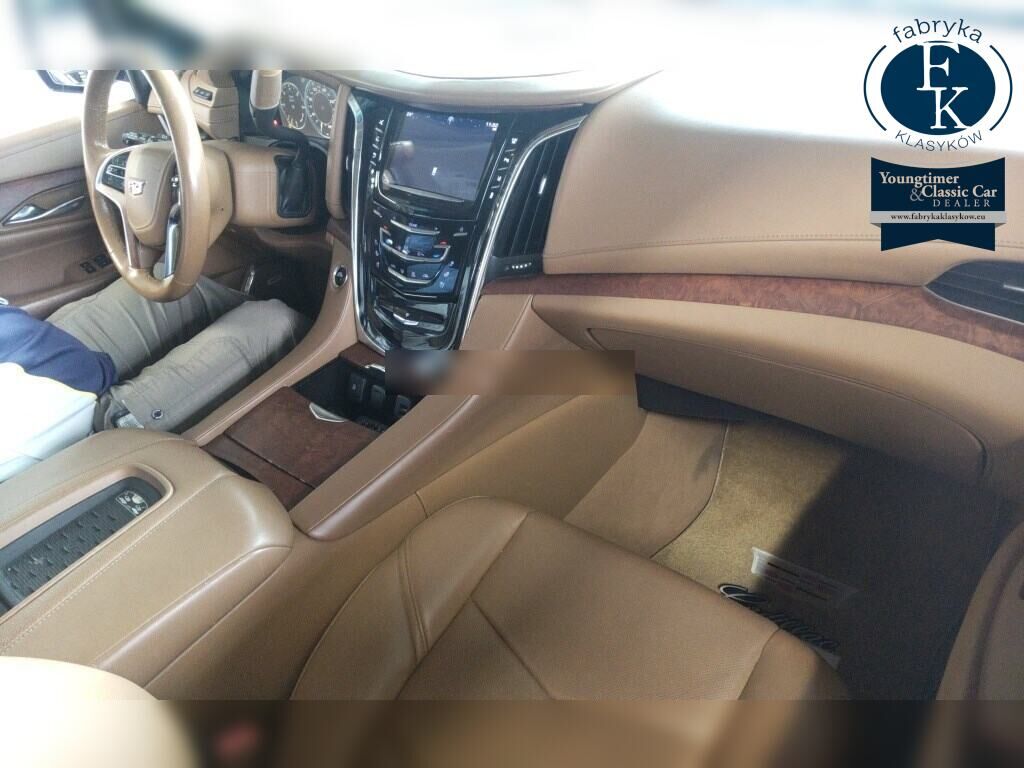 CADILLAC ESCALADE 4WD PLATINUM 2016 - zdjęcie 5
