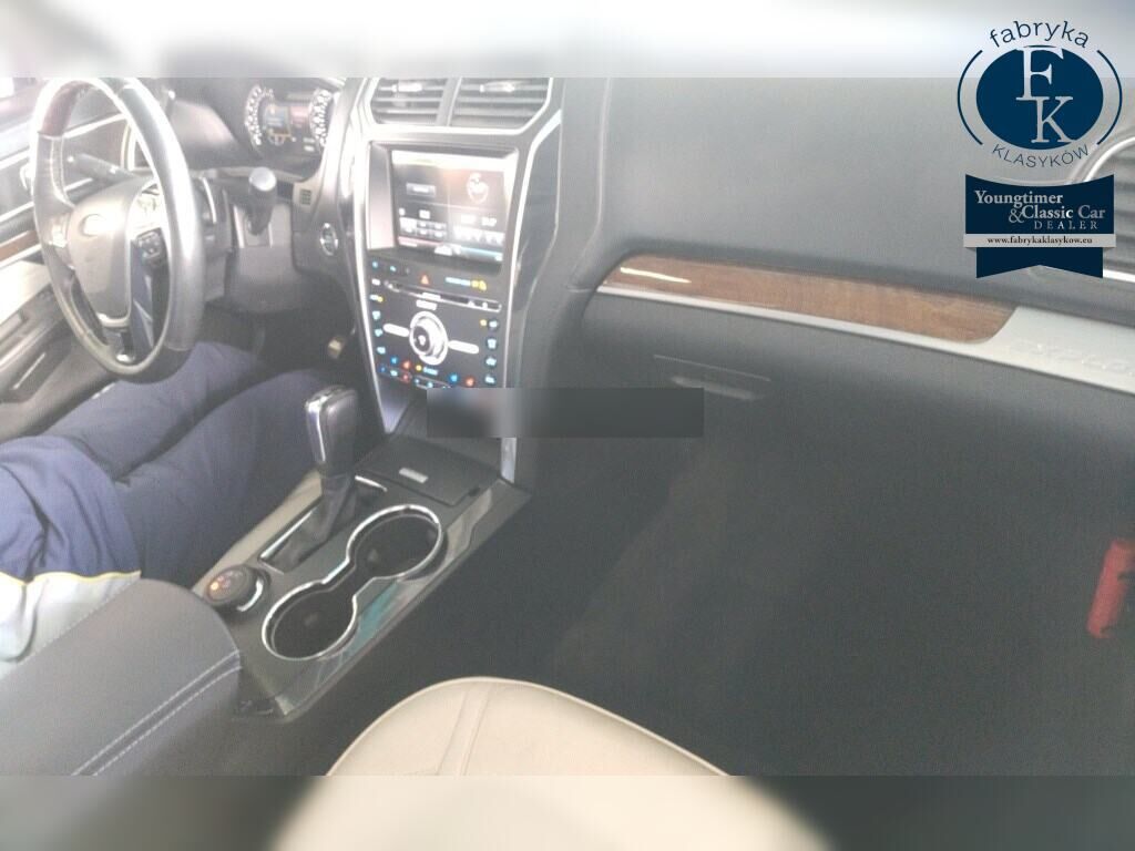 FORD EXPLORER 5D 4WD TITANIUM 2016 - zdjęcie 5