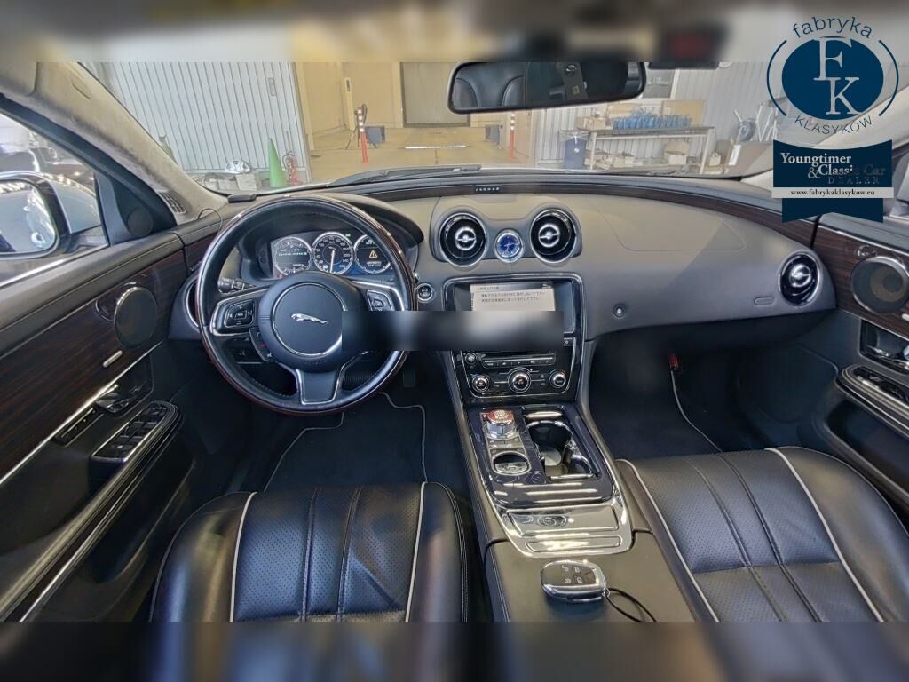 JAGUAR XJ 4D XJ PORTFOLIO LWB 2012 - zdjęcie 5