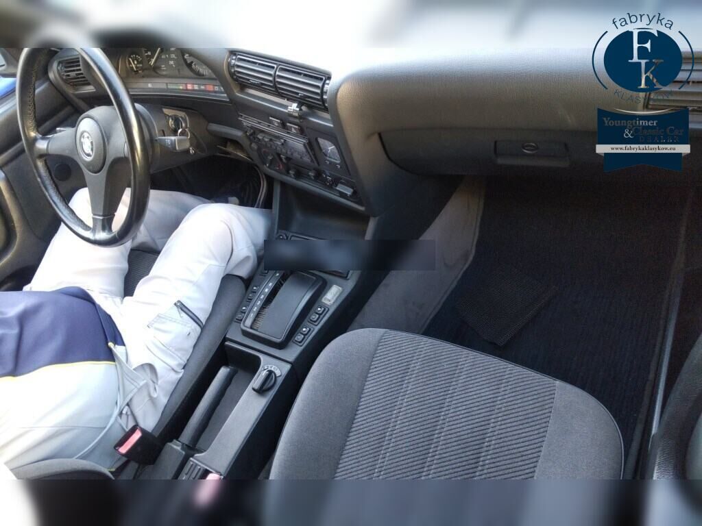 BMW 3 SERIES 4D 1988 - zdjęcie 5