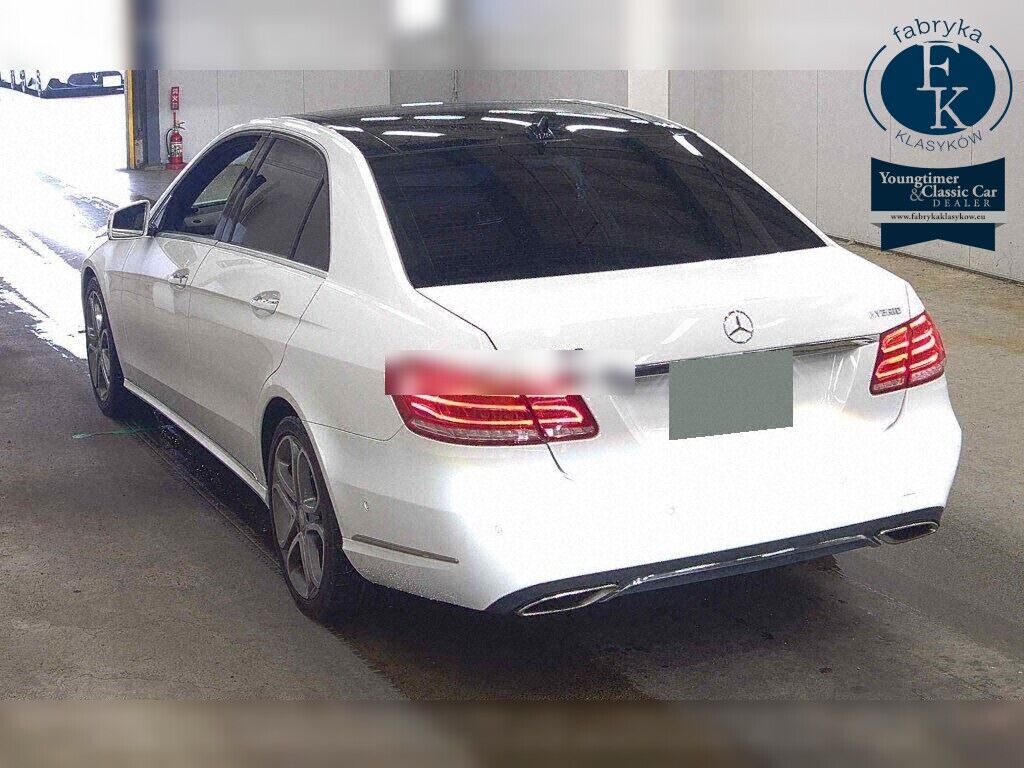 MERCEDES BENZ E-CLASS 4D E400 HYBRID AVANTGARDE 2013 - zdjęcie 4