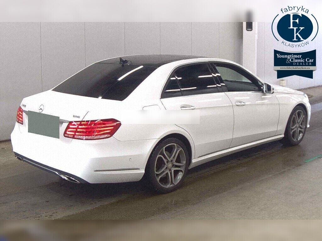 MERCEDES BENZ E-CLASS 4D E400 HYBRID AVANTGARDE 2013 - zdjęcie 7