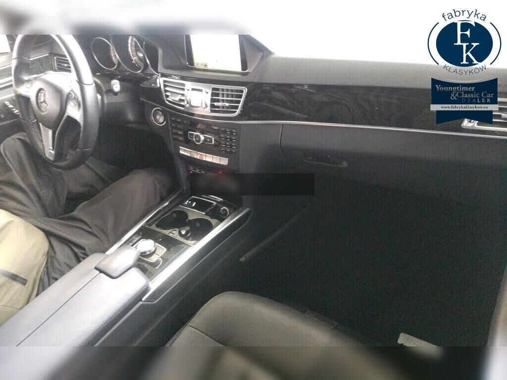 MERCEDES BENZ E-CLASS 4D E400 HYBRID AVANTGARDE 2013 - zdjęcie 5
