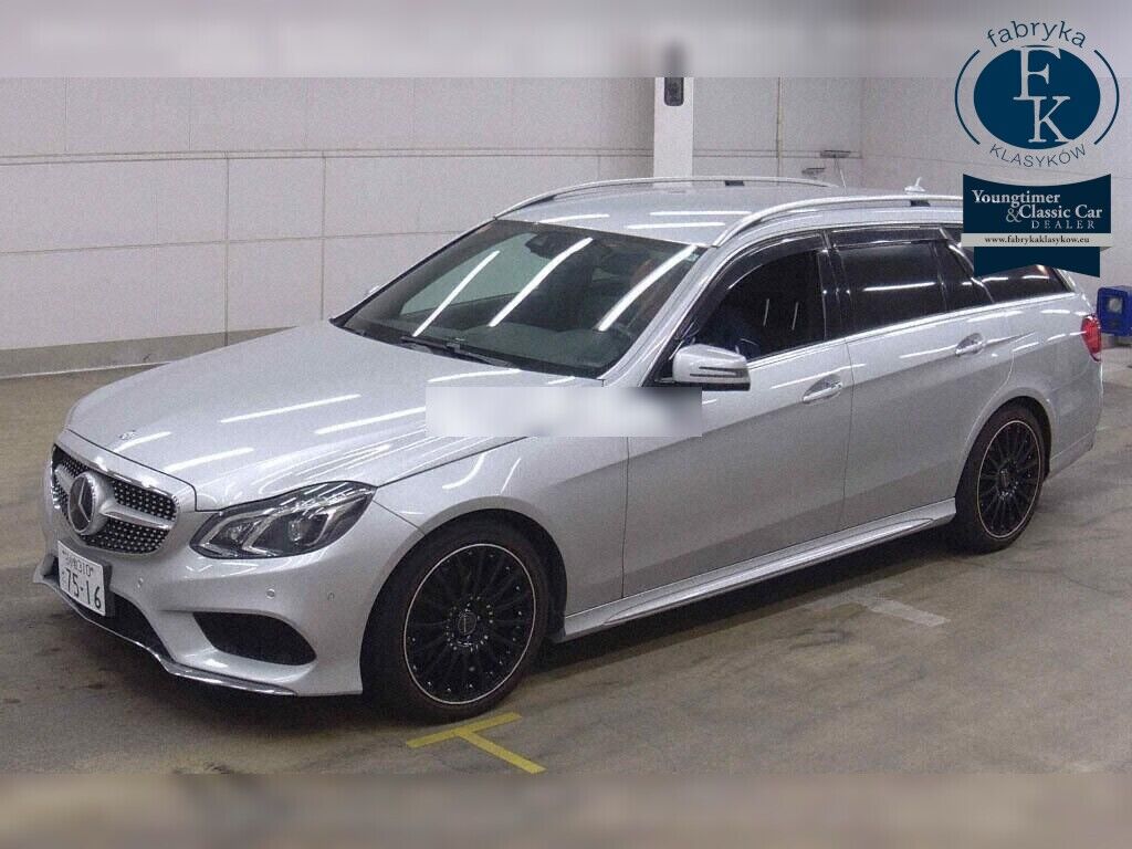MERCEDES BENZ E-CLASS STATIONWAGON 4WD E300 4MATIC STATIONWAGON AVANTGARDE AMG 2014 - zdjęcie 6