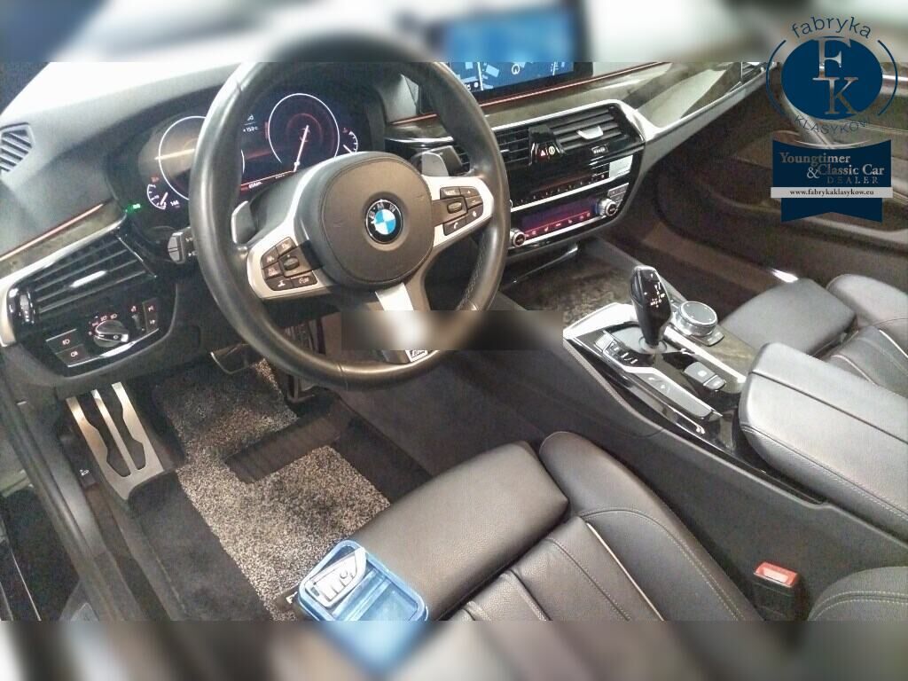 BMW 5 SERIES 4D 530I M-SPORT 2019 - zdjęcie 5