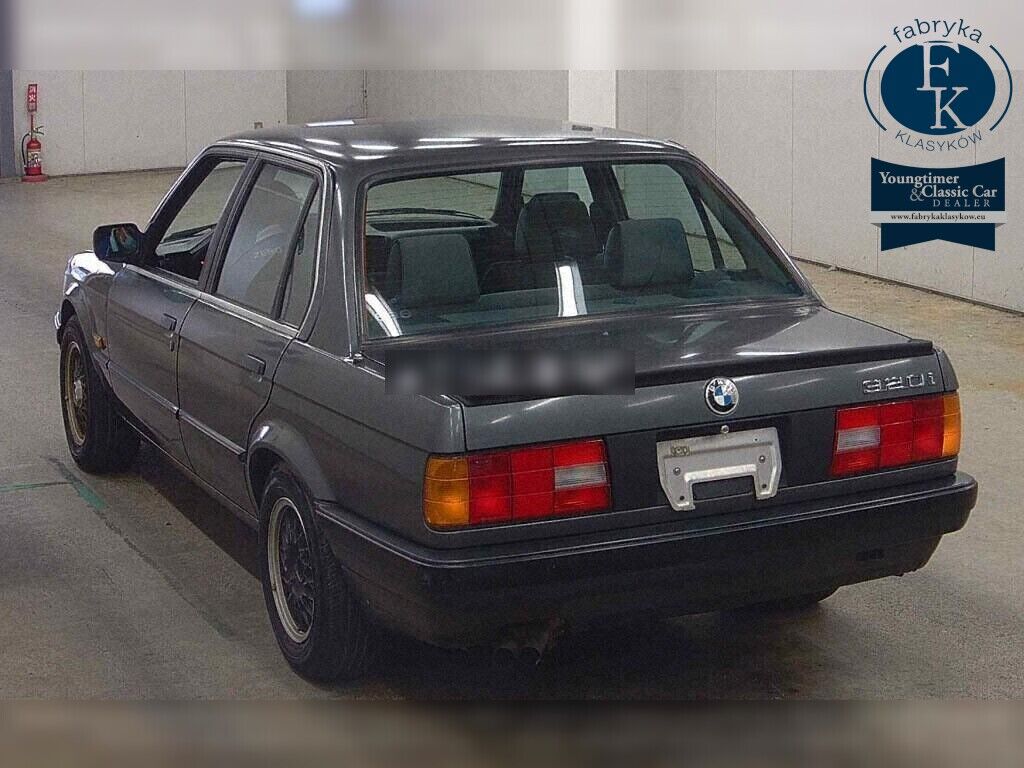 BMW 3 SERIES 4D 320I 1989 - zdjęcie 4