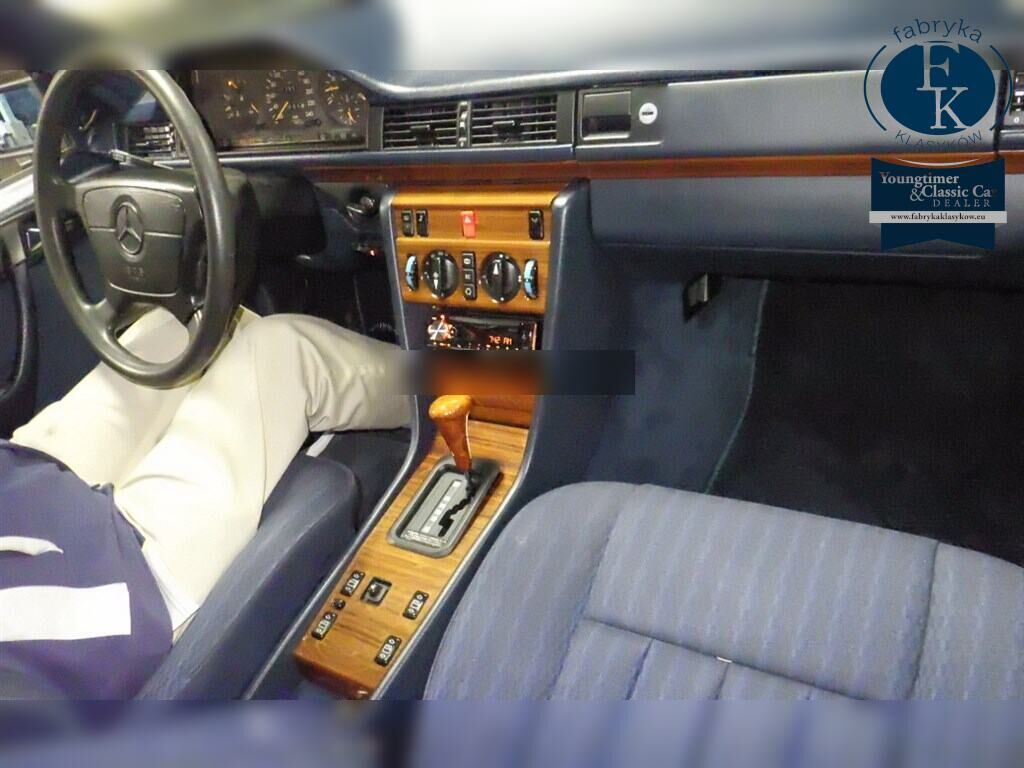 MERCEDES BENZ MEDIUM CLASS 4D 300E 1992 - zdjęcie 5