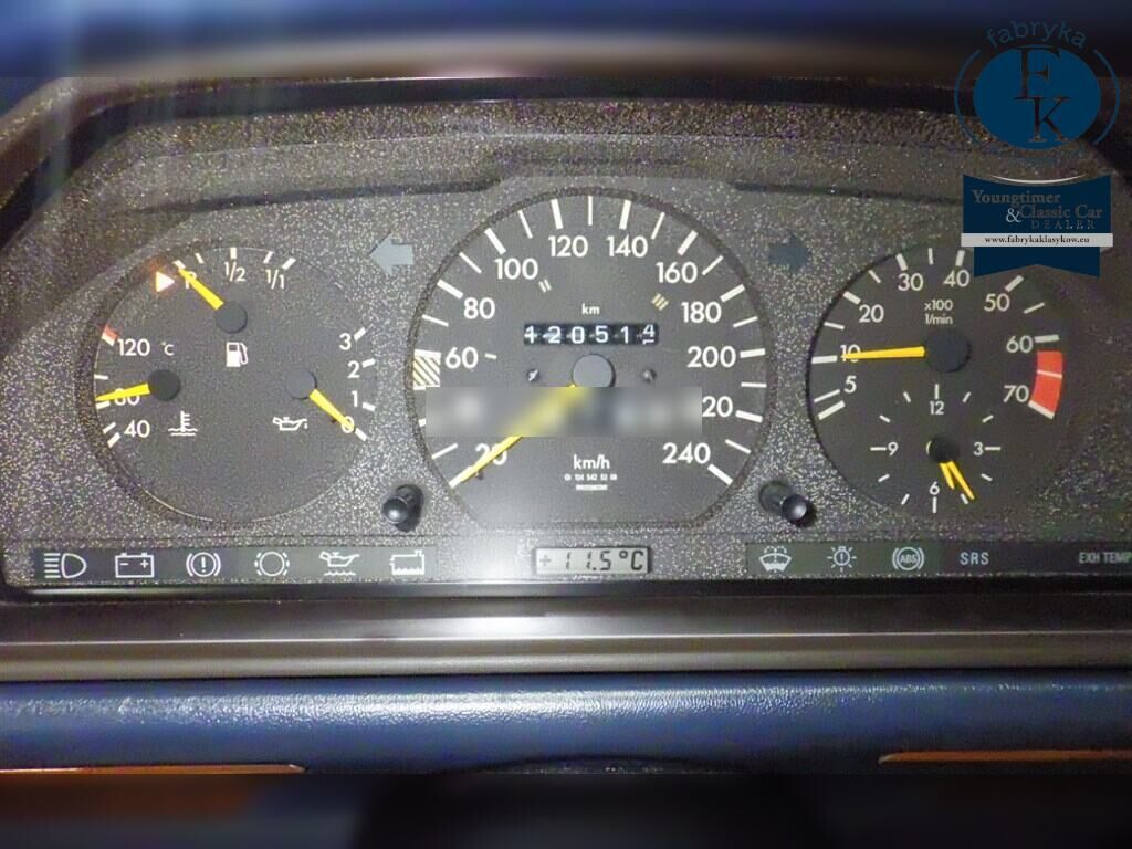 MERCEDES BENZ MEDIUM CLASS 4D 300E 1992 - zdjęcie 8