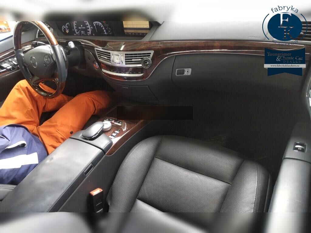 MERCEDES BENZ S-CLASS 4D S550 LONG 2010 - zdjęcie 5