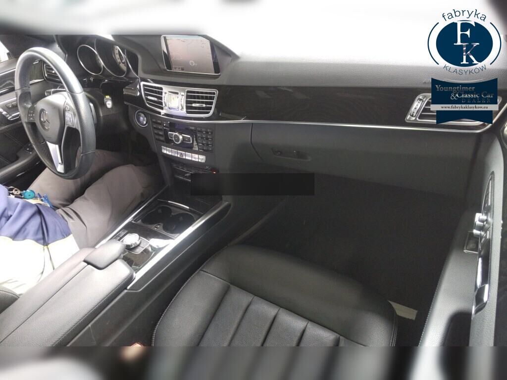 MERCEDES BENZ E-CLASS 4D E400 HYBRID AVANTGARDE 2013 - zdjęcie 5