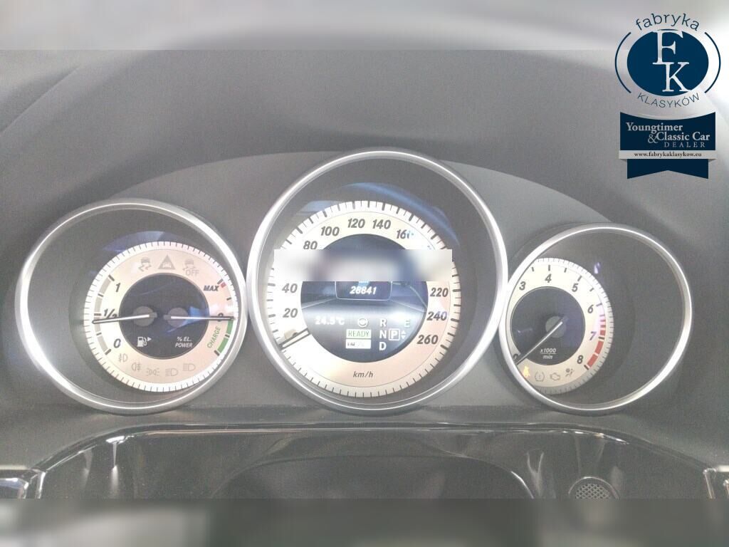 MERCEDES BENZ E-CLASS 4D E400 HYBRID AVANTGARDE 2013 - zdjęcie 8