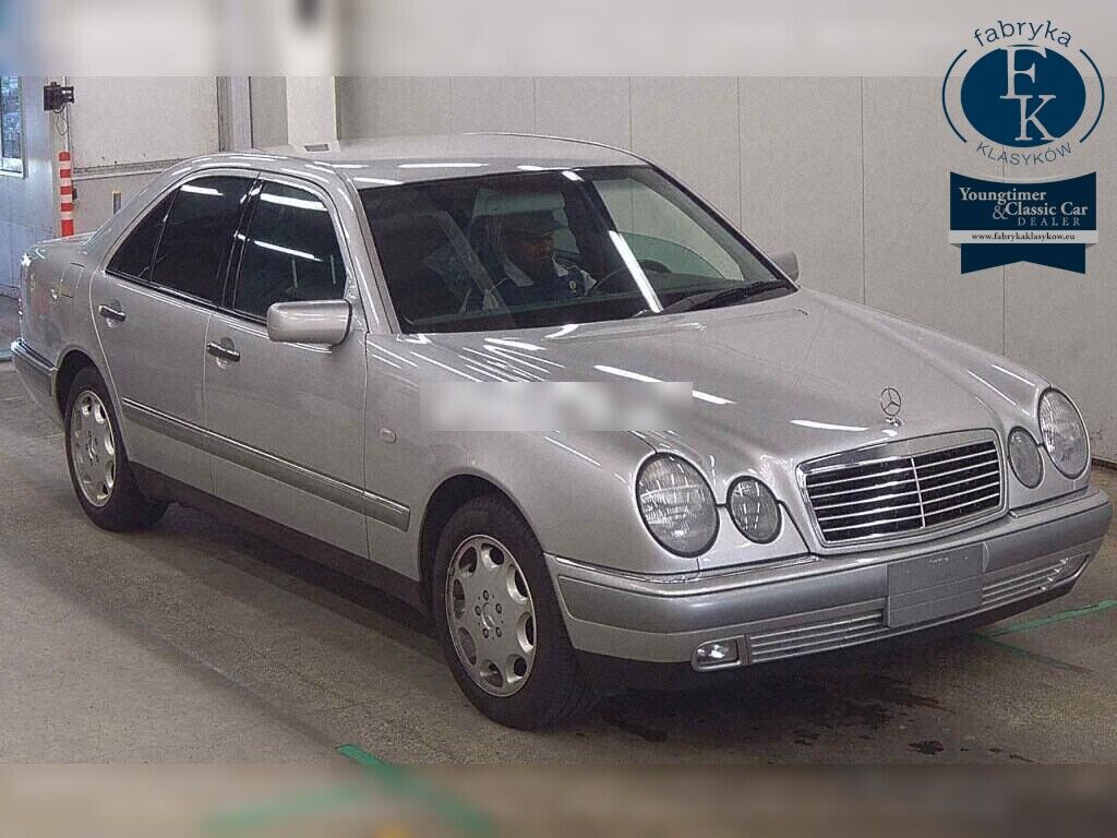 MERCEDES BENZ E-CLASS 4D E320 1999 - zdjęcie 3