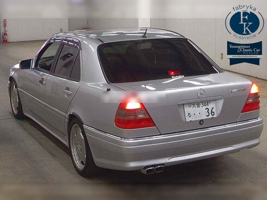 AMG C-CLASS 4D C36 1996 - zdjęcie 4