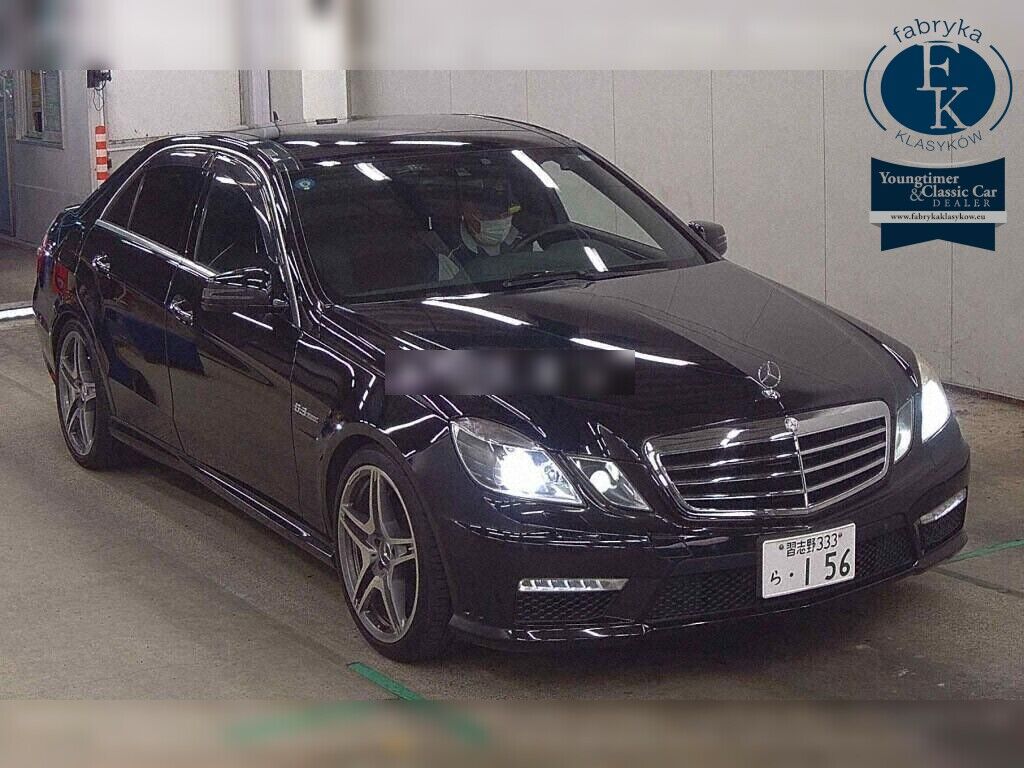 MERCEDES BENZ E-CLASS 4D E63 AMG 2009 - zdjęcie 3