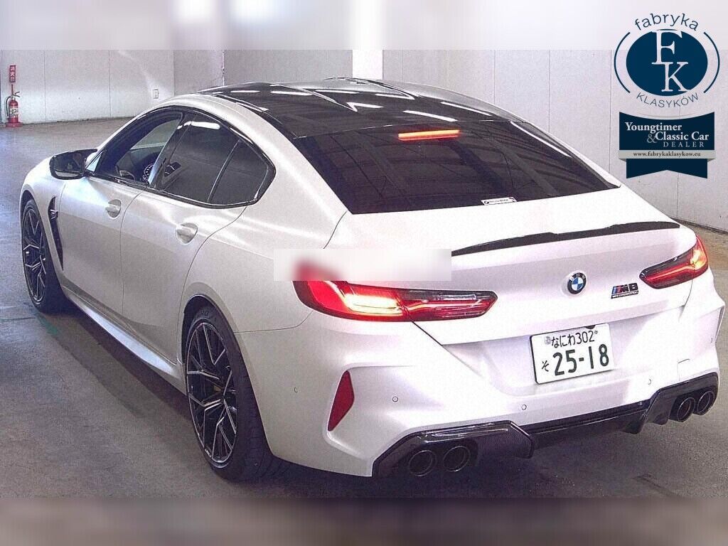 BMW M8 GRAN COUPE 4WD COMPETITION 2021 - zdjęcie 4