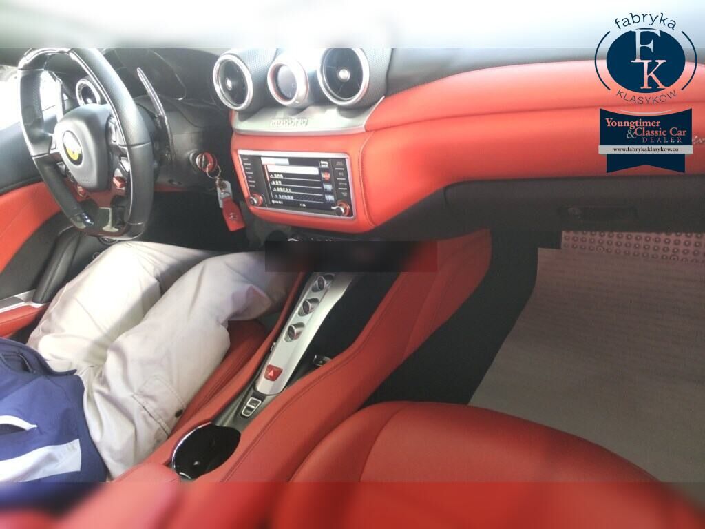 FERRARI CALIFORNIA T BASE GRADE 2016 - zdjęcie 5