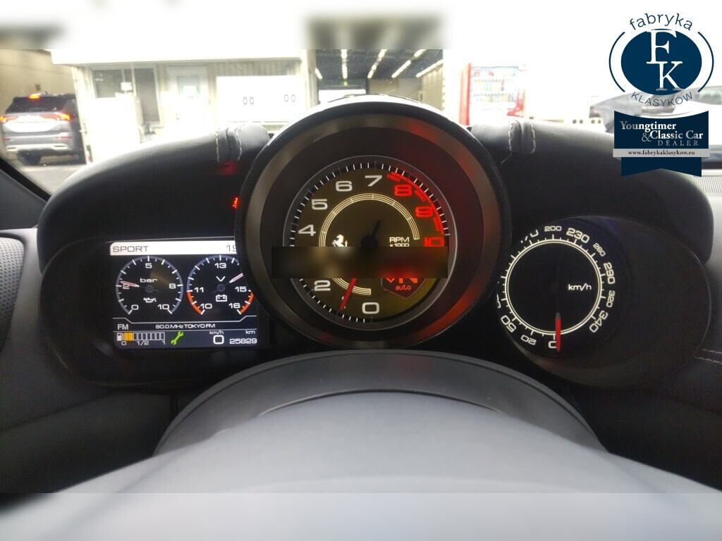 FERRARI CALIFORNIA T BASE GRADE 2016 - zdjęcie 8