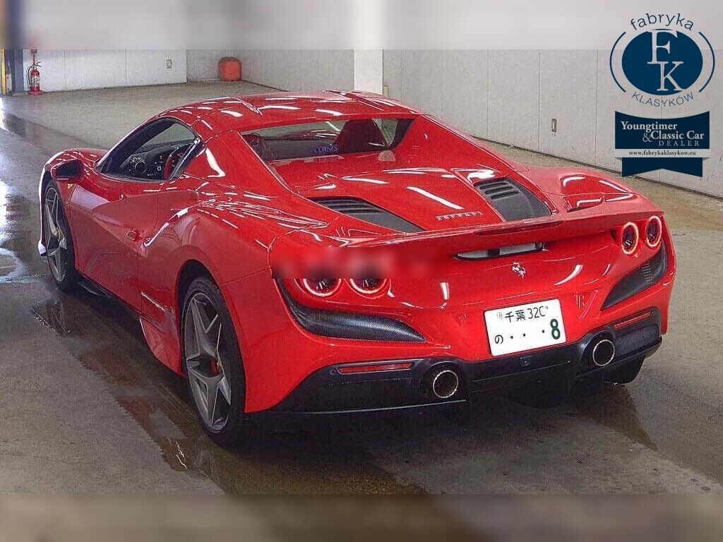FERRARI F8 SPIDER BASE GRADE 2022 - zdjęcie 4